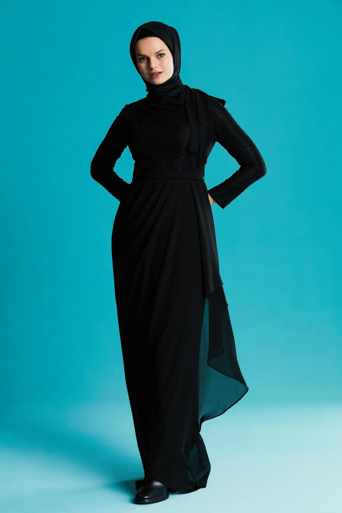 Women's Lace Detail Evening Dress