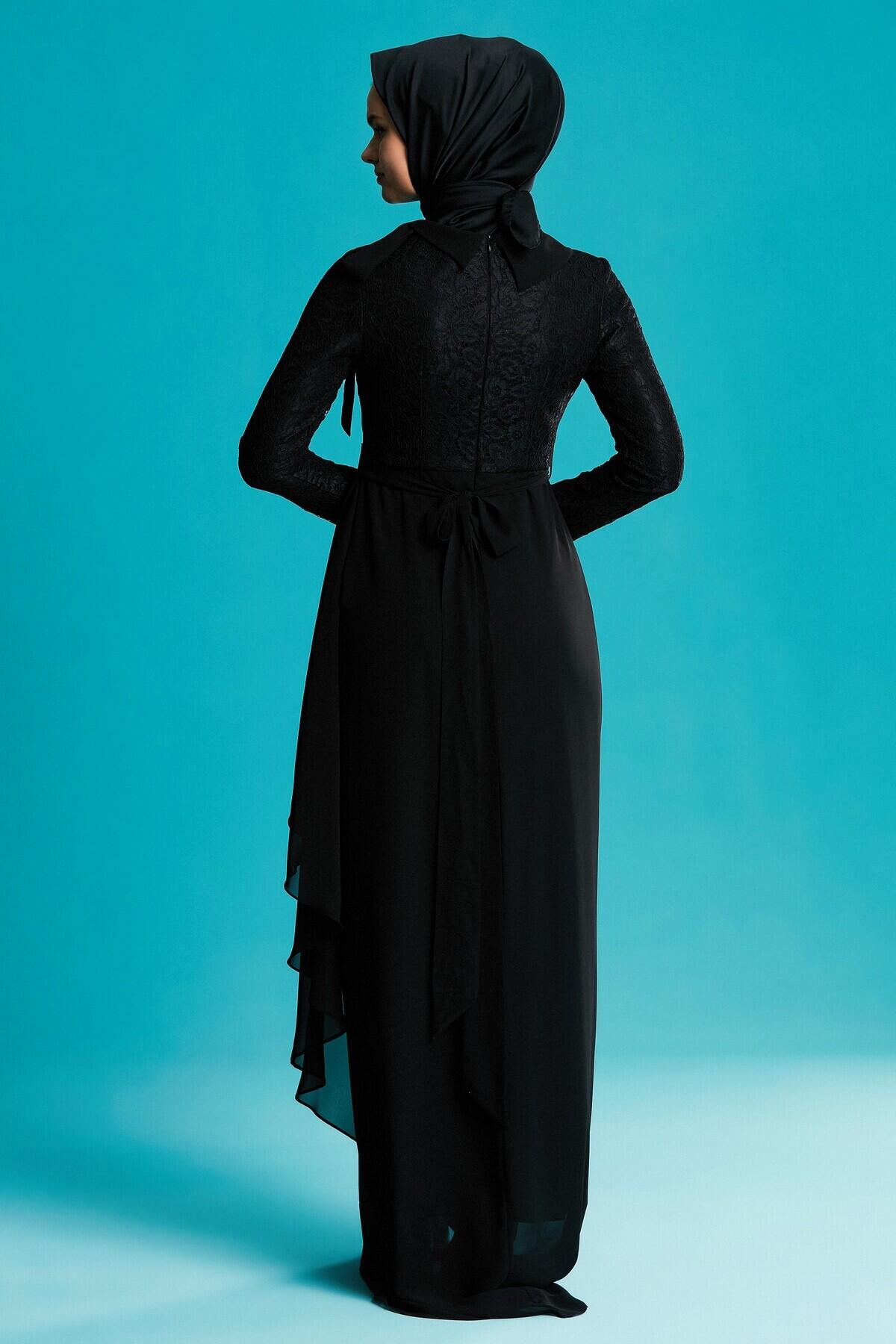 Women's Lace Detail Evening Dress