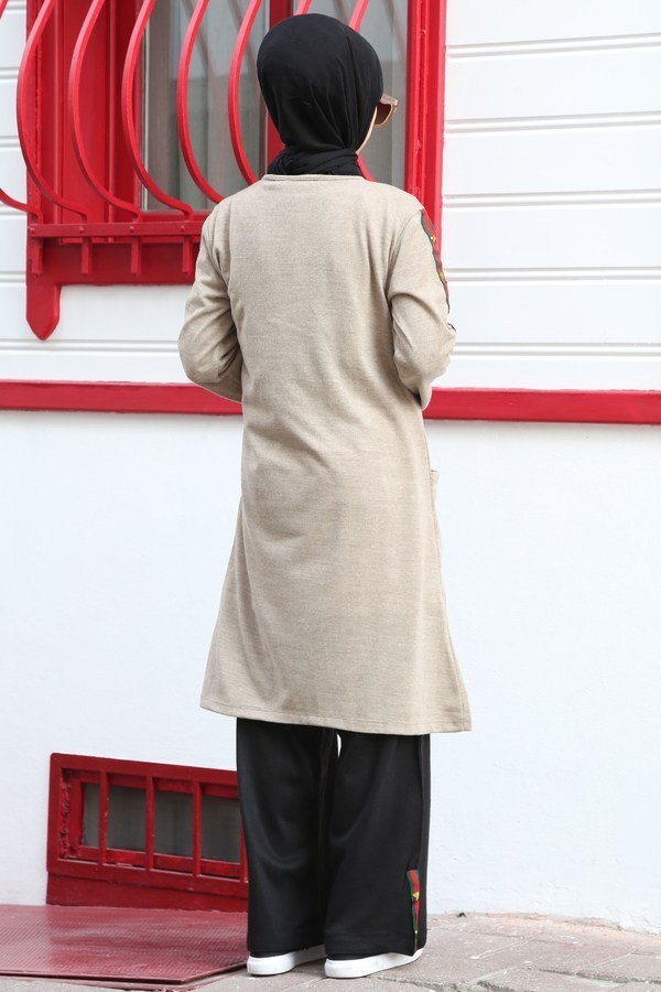 Women' Beige Tricot Tunic Black Pants Set